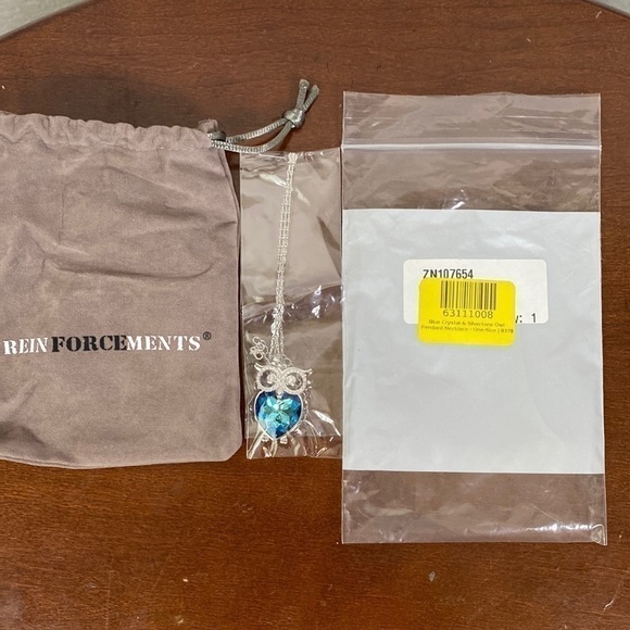 Lesa Michele Cerulean Blue Crystal And Silvertone Owl Pendant Necklace - Picture 2 of 6